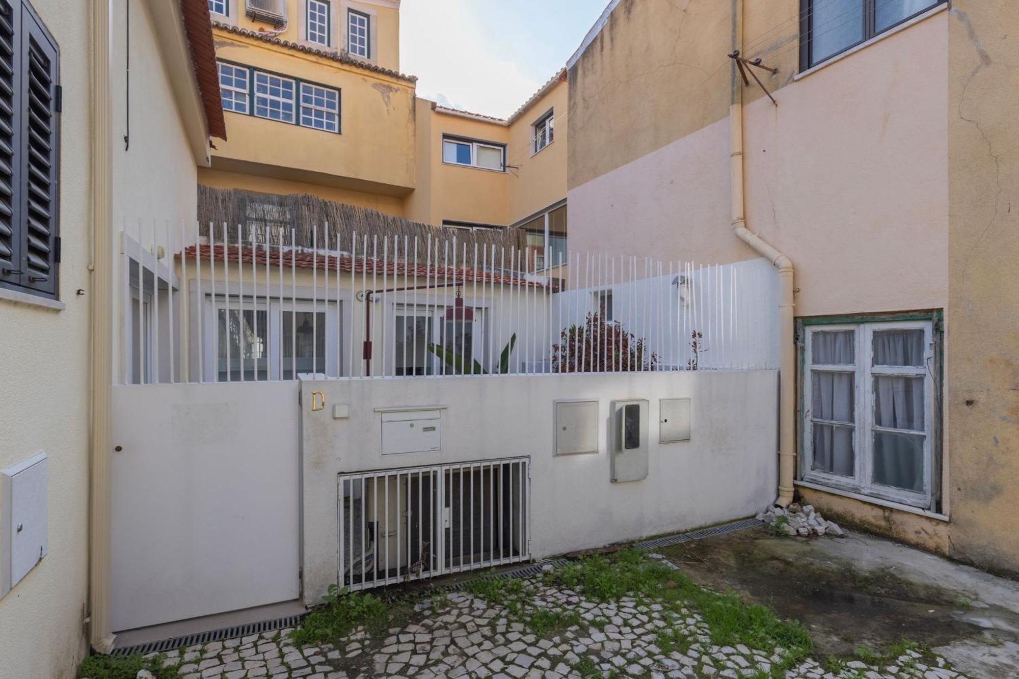 Vakantiehuis Modern & Hidden By Lovelystay Lissabon